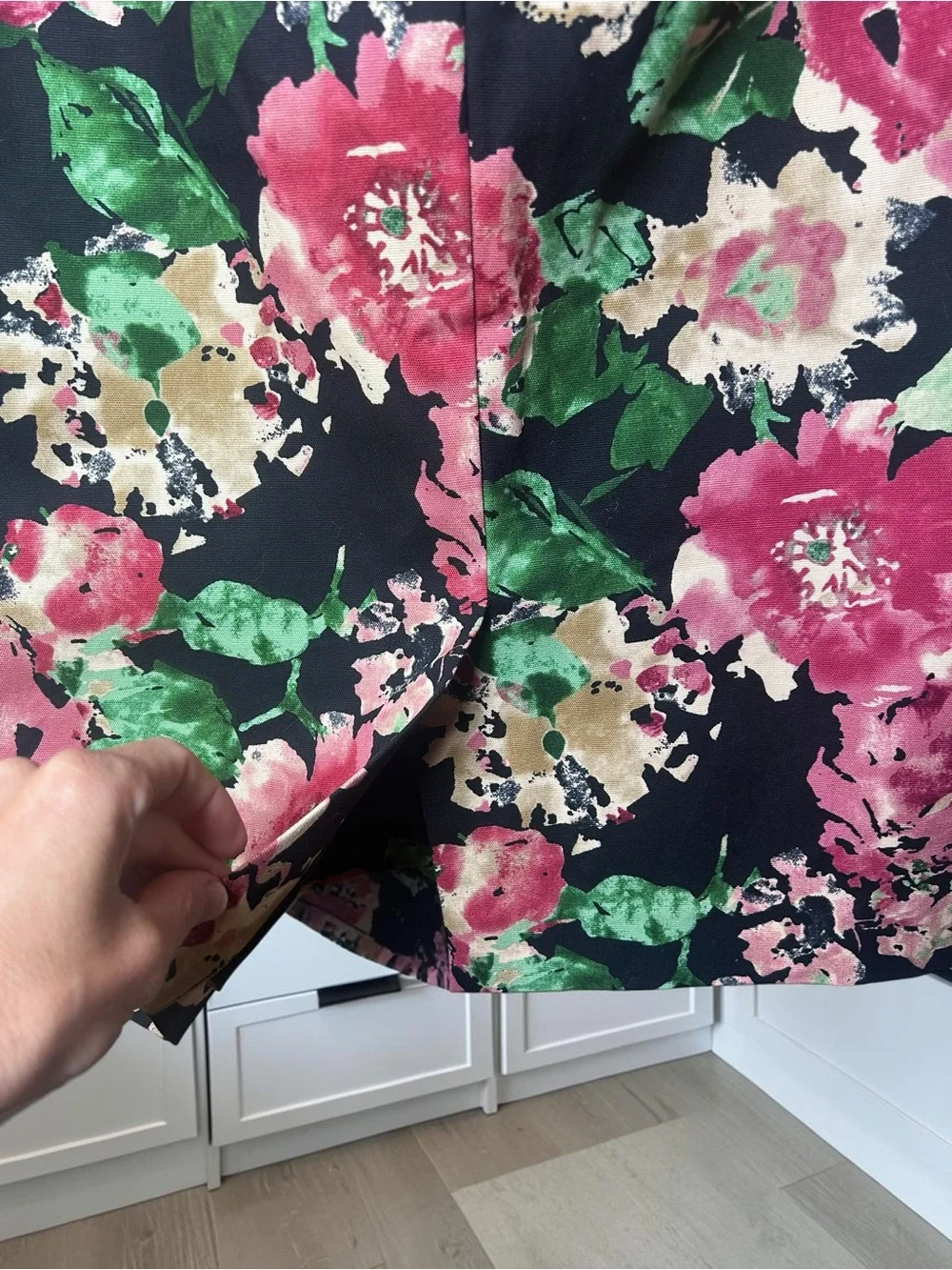 Talbots Floral Pencil Skirt Size 8 Navy Pink Green Career Garden Party